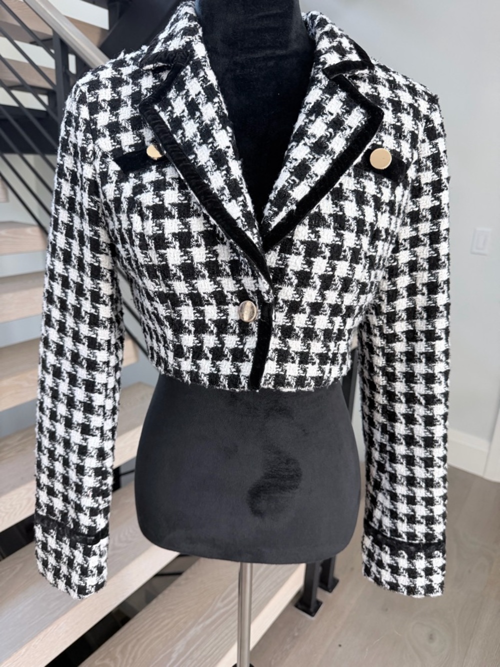 Cropped Houndstooth Jacket ONLY in Black & White size XS - Picture 6 of 10
